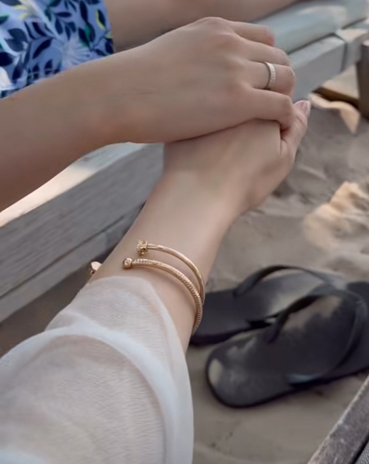 Kho trang sức, phụ kiện đắt giá của Hoa hậu Đặng Thu Thảo - 1