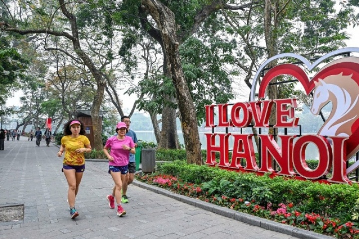 Hà Nội có chi phí sinh hoạt đắt đỏ nhất cả nước