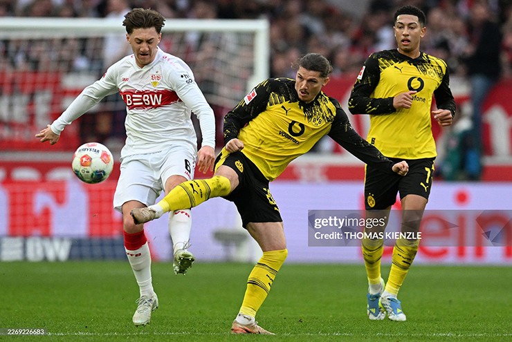 Video bóng đá Stuttgart - Dortmund: “Đòn hồi mã thương” phút bù giờ (Bundesliga)