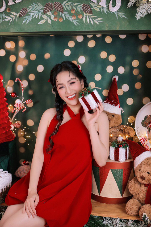 44 tuổi và trải qua 3 lần sinh nở nhưng Khánh Thi vẫn sở hữu vóc dáng nóng bỏng nhờ siết cân đúng cách - 7