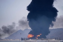 Điều hiếm thấy trên eo biển Hormuz kể từ khi Mỹ - Israel tấn công Iran