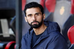 Arbeloa như  " ngồi trên đống lửa " : Real Madrid cho cơ hội cuối cùng