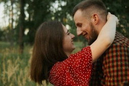 8 dấu hiệu bạn đã tìm đúng 'nửa kia' của đời mình