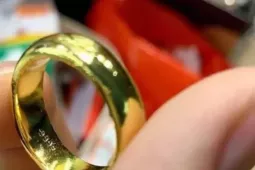 Cảnh báo 'sập bẫy' mua vàng trên mạng