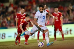 Video bóng đá Hà Tĩnh - Nam Định: Khác biệt Xuân Son (V-League)