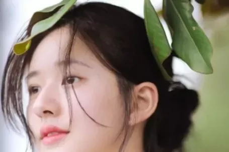 Cuộc 'thay máu' đang viết lại luật chơi showbiz