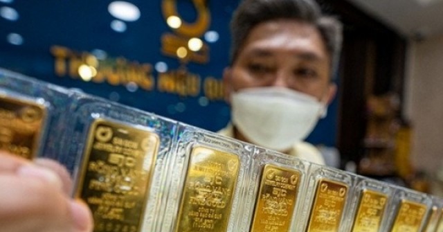 Giá vàng hôm nay 5/4/2026 thoát đáy, SJC và nhẫ...