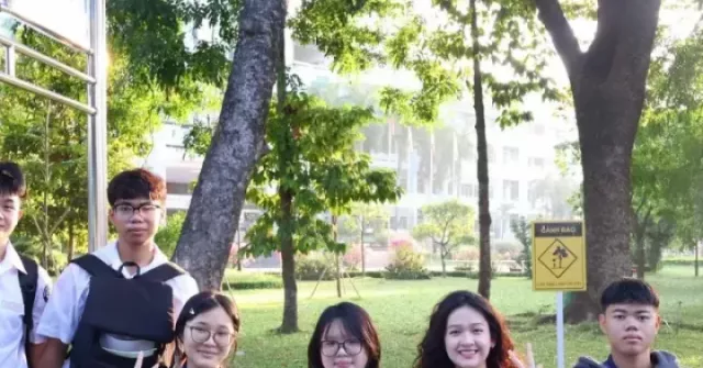 Hơn 137.000 thí sinh đang thi đánh giá năng lực ĐH Quốc gia TPHCM