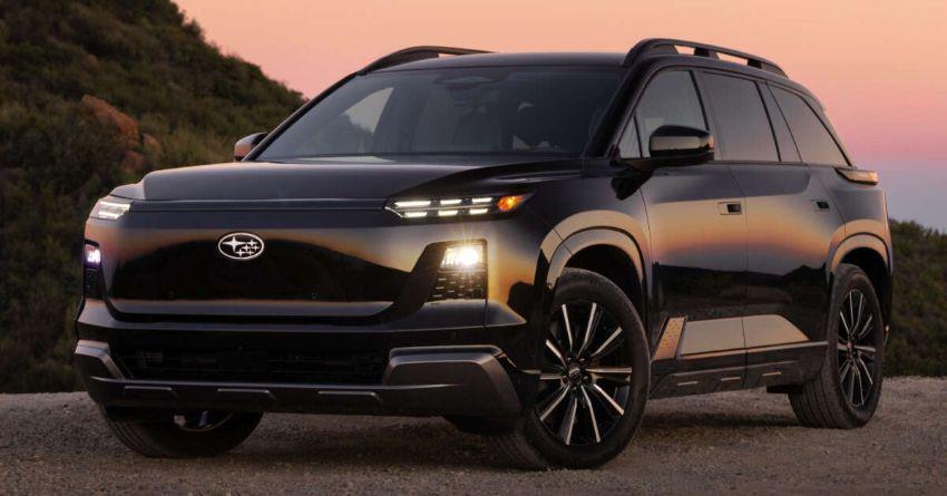 Xe là phiên bản “anh em” chạy điện của Toyota Highlander.