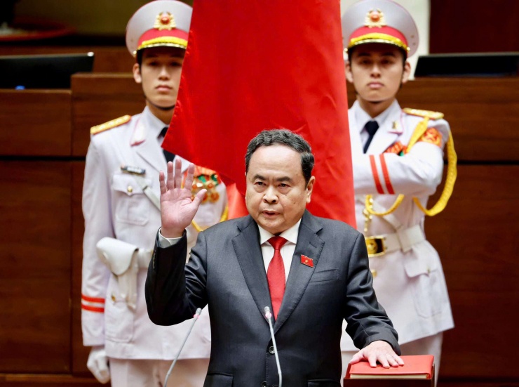 Chủ tịch Quốc hội khóa XVI Trần Thanh Mẫn tuyên thệ nhậm chức. Ảnh: Hoàng Lê