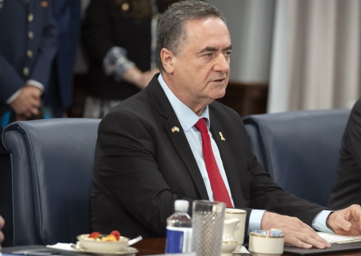 Israel tấn công cơ sở năng lượng, Tehran cảnh báo khu vực sẽ "chìm trong bóng tối" - 1