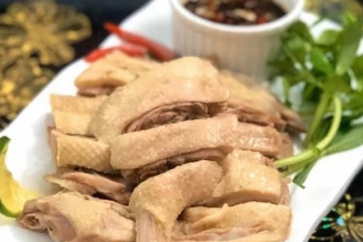 Luộc vịt bao nhiêu phút thì ngon, không bị hôi?