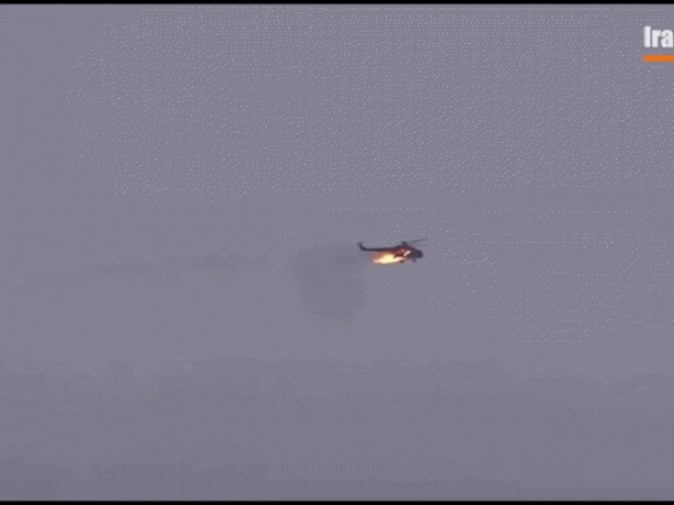 VIDEO: Trực thăng Mỹ trúng tên lửa trong vụ giải cứu phi công ở Iran