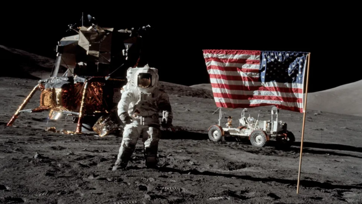 Kể từ sứ mệnh Apollo 17 năm 1972, nhân loại chưa từng đặt chân đến vùng lân cận Mặt Trăng. (Ảnh: NASA)