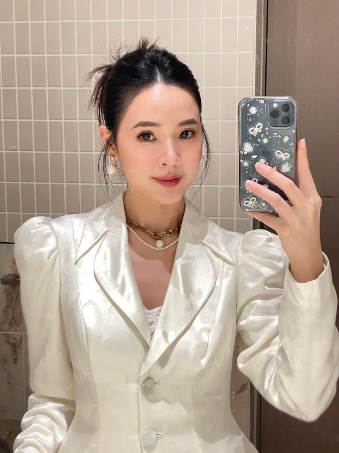 Ảnh sao 6/4: 'Công chúa hàng hiệu' Tiên Nguyễn khoe ngực đầy, eo thon - 6