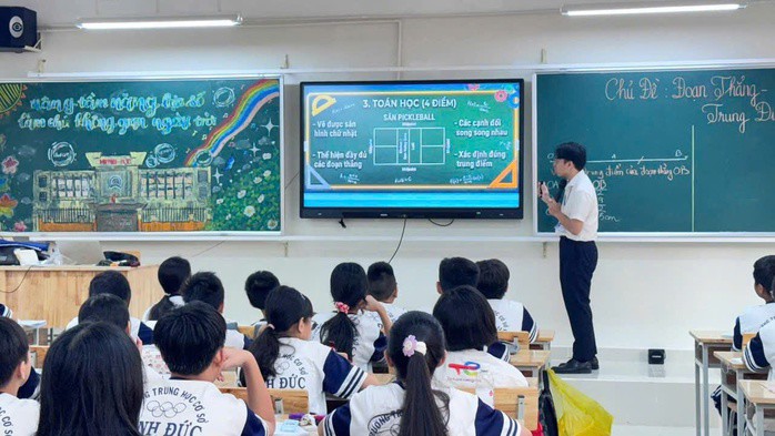 Học sinh Trường THCS Minh Đức (phường Cầu Ông Lãnh) trong một tiết học