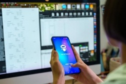 Nghiên cứu 81.000 người dùng hé lộ mặt tối đáng lo của AI