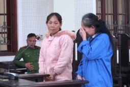 Bi kịch cô bé 14 tuổi bị mẹ ruột bán sang xứ người làm vợ