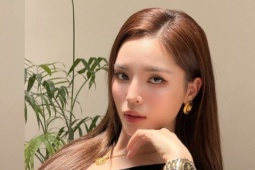 Kỳ Duyên 'dát' phụ kiện hơn 700 triệu đồng