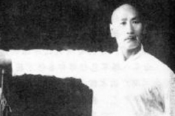 Cao thủ Trung Quốc nâng ô tô bằng 1 tay, khiến 300 tên cướp khiếp sợ