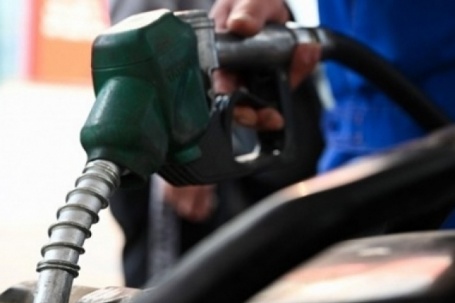 Kiểm tra đột xuất các cây xăng nghi găm hàng