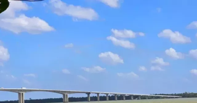 Đề xuất hơn 90.000 tỷ đồng làm 150 km cao tốc ven biển