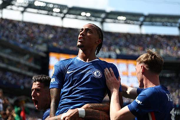 Enzo, Joao Pedro và Palmer