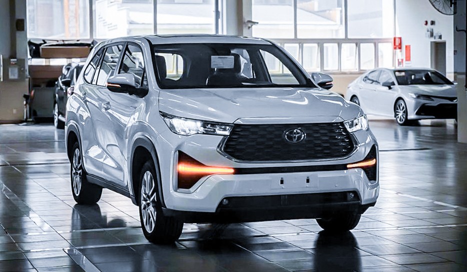 Toyota Innova Cross không đơn thuần là một phiên bản bổ sung, mà là bản nâng cấp toàn diện.