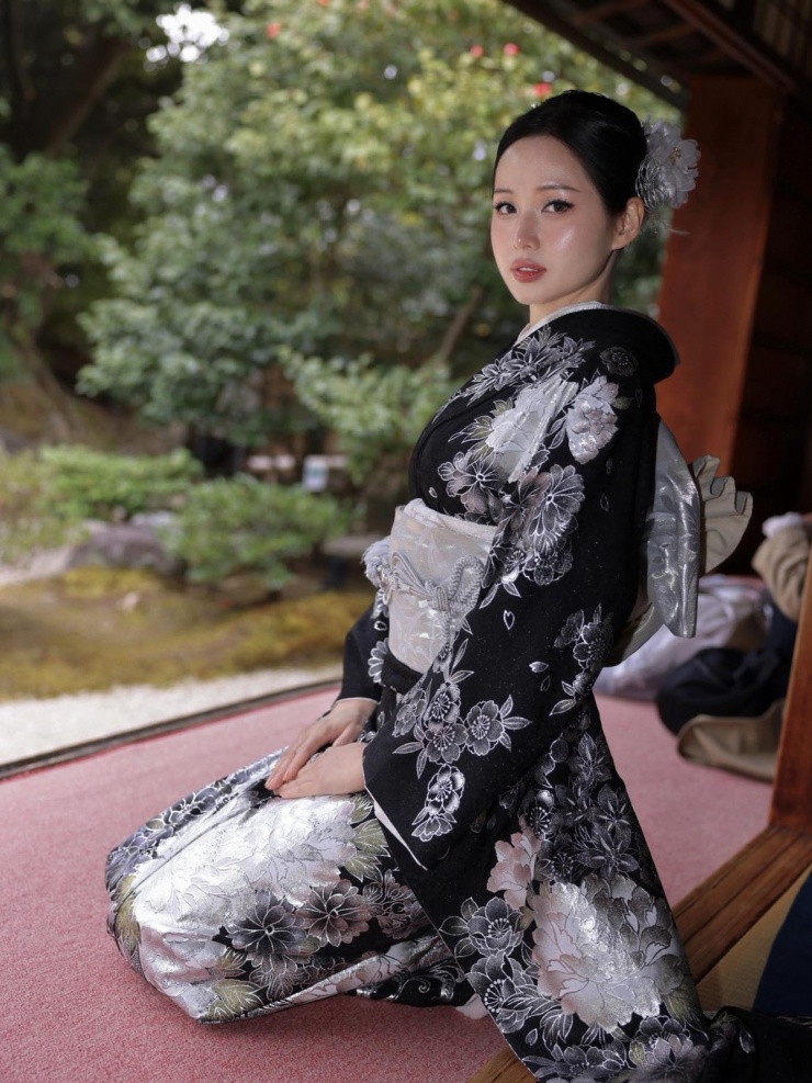 Ảnh sao 7/4: Em trai và em dâu tương lai của Tiên Nguyễn tình tứ bên nhau - 5