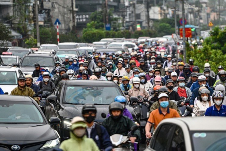 Vì sao Hà Nội chưa hạn chế đồng loạt phương tiện phát thải cao trong Vành đai 1 từ 1/7?