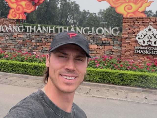 Tay vợt pickleball top 4 thế giới thăm thú Hà Nội, check in Ba Vì