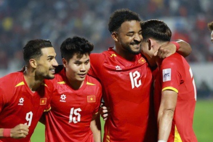 Tuyển Việt Nam thắng 13 trận liên tiếp, lập kỷ lục "khủng" khiến truyền thông Thái Lan bội phục