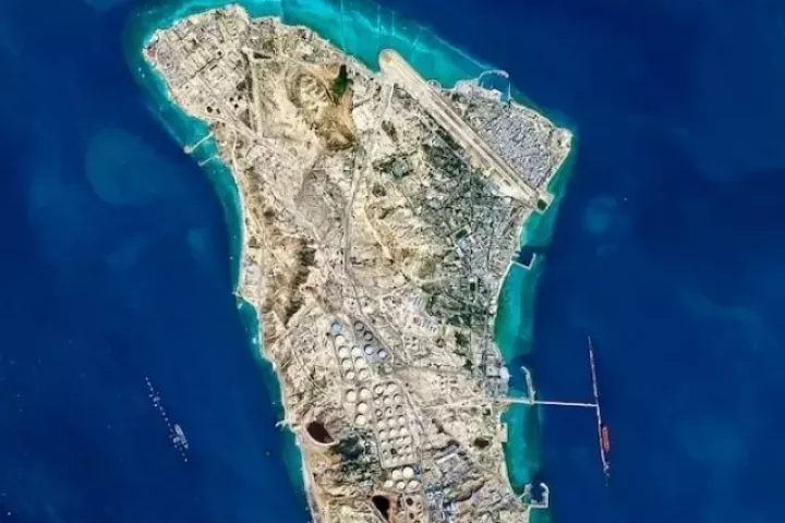 Quân đội Mỹ tấn công đảo Kharg của Iran