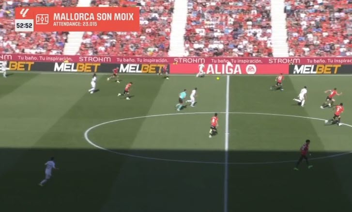 Guler qua người và tiến lên cánh trái, Mbappe không mở hết tốc và vẫn đề 2 hậu vệ Mallorca lùi về