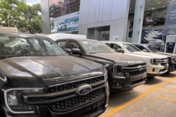 Doanh số xe chạy dầu diesel giảm một nửa, đại lý tồn kho lớn