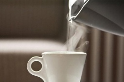 Thức uống buổi sáng tốt nhất cho thận được các chuyên gia đồng thuận