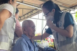 Từ hôm nay, người dân TPHCM có ‘bác sĩ gia đình’ theo dõi sức khoẻ tại nhà