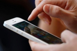 Vì sao điện thoại đôi lúc "rung trong túi quần", nhưng lấy ra lại chẳng có gì?