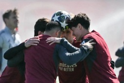 Arteta cho Arsenal luyện công bài tập kỳ quặc, fan mỉa mai "vô dụng"