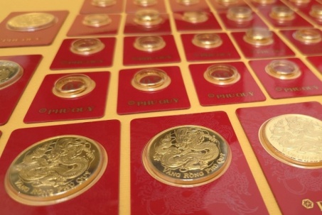 Giá vàng tiếp tục giảm