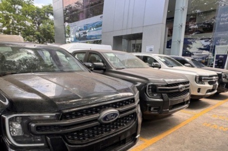 Doanh số xe chạy dầu diesel giảm một nửa, đại lý tồn kho lớn