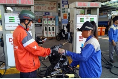 Nhiều cửa hàng xăng dầu chưa triển khai bán xăng sinh học E10