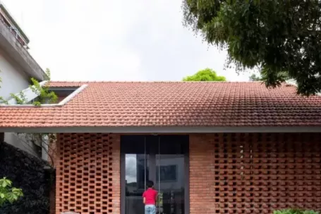 Ý tưởng xây dựng nhà gạch thô mộc cho gia chủ muốn 'kết nối' với thiên nhiên