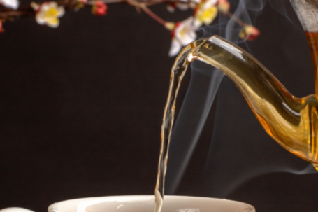 Một sai lầm khi uống nước lúc sáng sớm kích hoạt tế bào ung thư