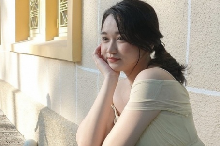 Trúc Anh 'Mắt biếc' được khen thon gọn hơn sau thời gian nỗ lực giảm cân