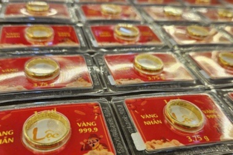 Cuối ngày 7-4, giá vàng miếng SJC, vàng nhẫn giảm nhanh, ngược dòng thế giới