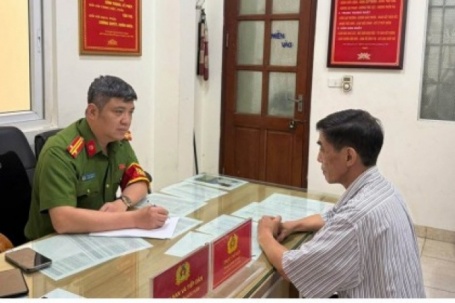 Kiểm tra hành chính, phát hiện "đại lý" bán lẻ ma túy trong khu tập thể Kim Liên