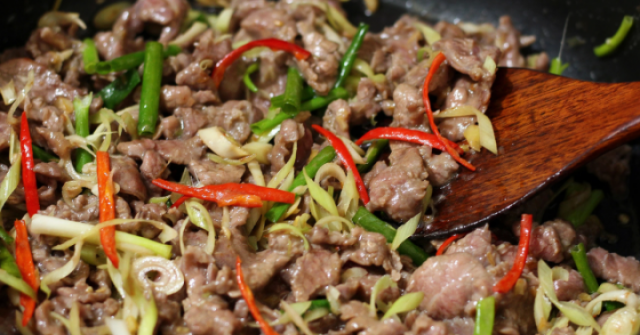 Những món nên ăn và hạn chế giúp phòng ung thư