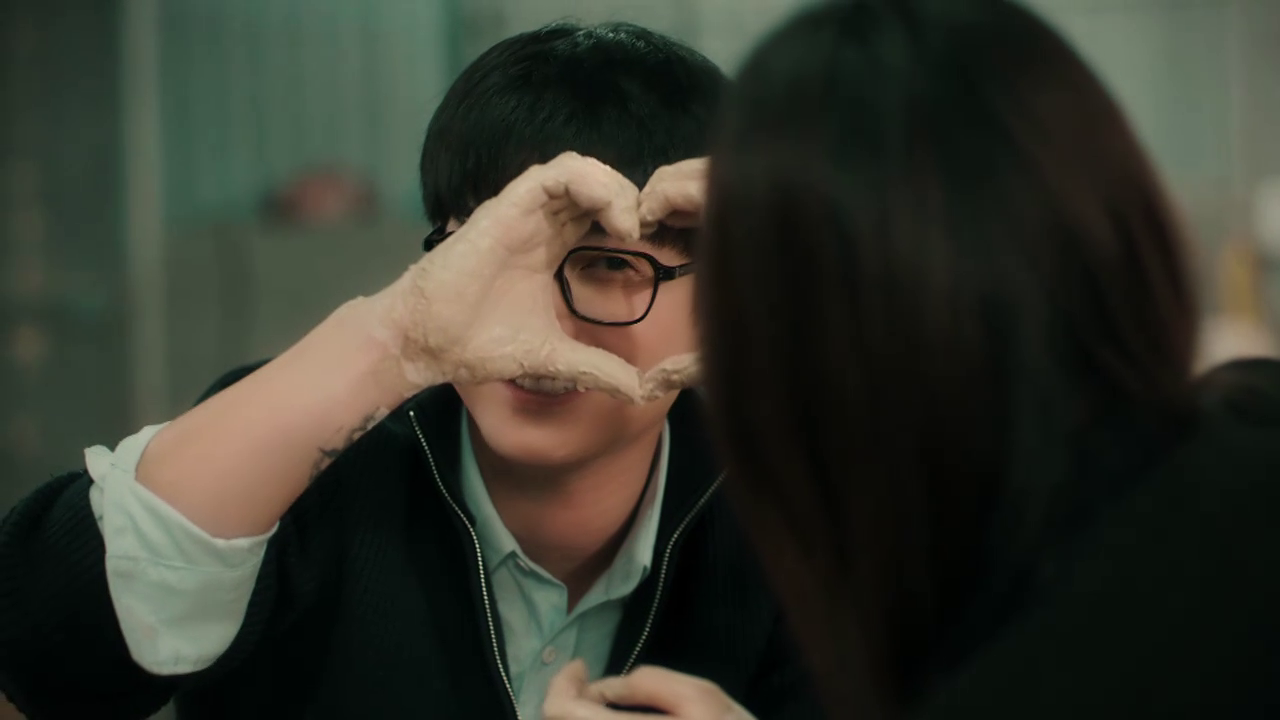 Thiếu gia bật khóc khi bạn gái nghèo nói lời chia tay - 1