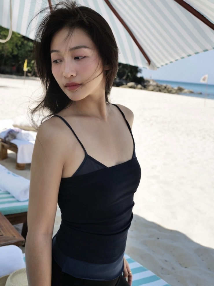 Ảnh sao 8/4: Thanh Mai thăm biệt thự 1.000 m2 của Giáng My - 10